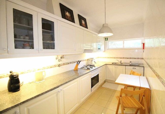 Apartamento em Albufeira - Apartamento T2 com Piscina na Praia Castelo - Albufeira Apartamento em Albufeira - Apartamento T2 com Piscina na Praia Castelo - Albufeira