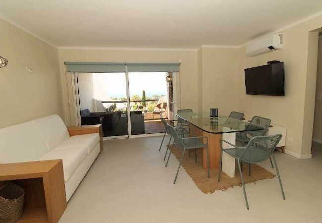 Apartamento em Albufeira - Apartamento T2 com Vista Mar e Piscina na Praia de São Rafael - Albufeira Apartamento em Albufeira - Apartamento T2 com Vista Mar e Piscina na Praia de São Rafael - Albufeira
