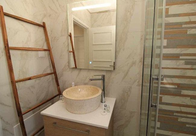 Apartamento em Albufeira - Apartamento T2 com Vista Mar e Piscina na Praia de São Rafael - Albufeira Apartamento em Albufeira - Apartamento T2 com Vista Mar e Piscina na Praia de São Rafael - Albufeira
