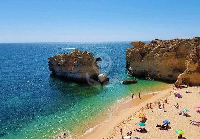 Apartamento em Albufeira - Apartamento T2 com Vista Mar e Piscina na Praia de São Rafael - Albufeira Apartamento em Albufeira - Apartamento T2 com Vista Mar e Piscina na Praia de São Rafael - Albufeira