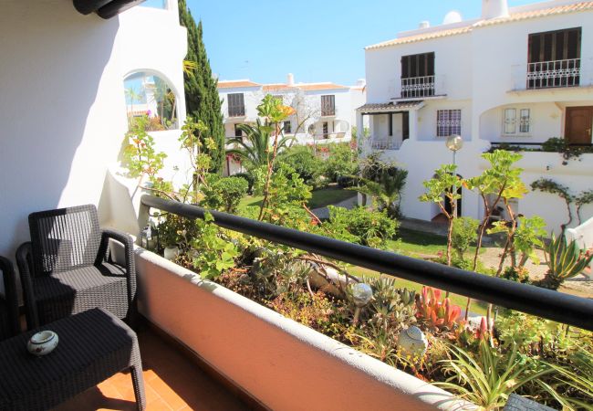 Apartamento em Albufeira - Apartamento T2 com Piscina na Praia de São Rafael - Albufeira Apartamento em Albufeira - Apartamento T2 com Piscina na Praia de São Rafael - Albufeira