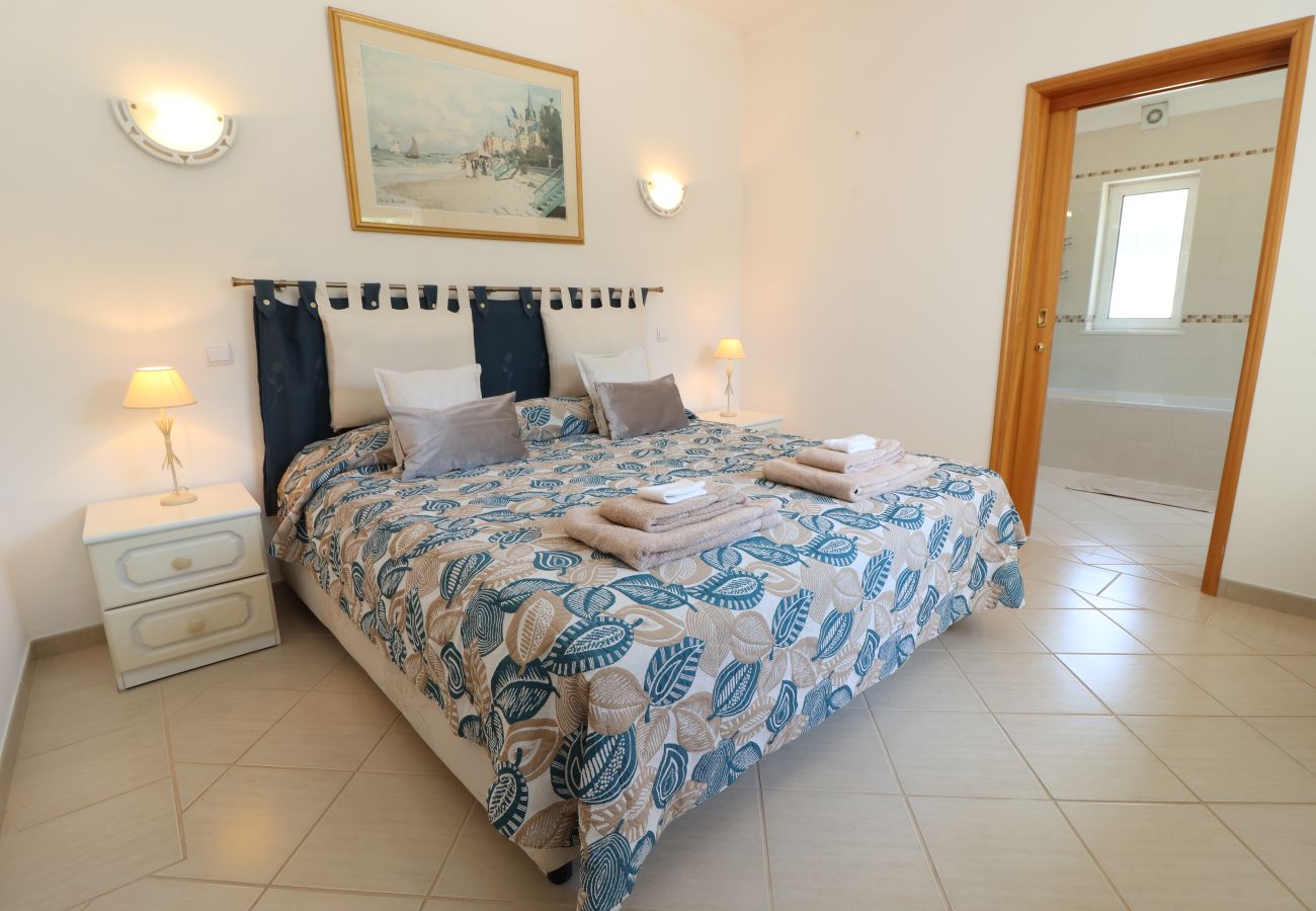 Villa em Boliqueime - Villa Joia - Moradia V3 com Piscina em Boliqueime - Algarve