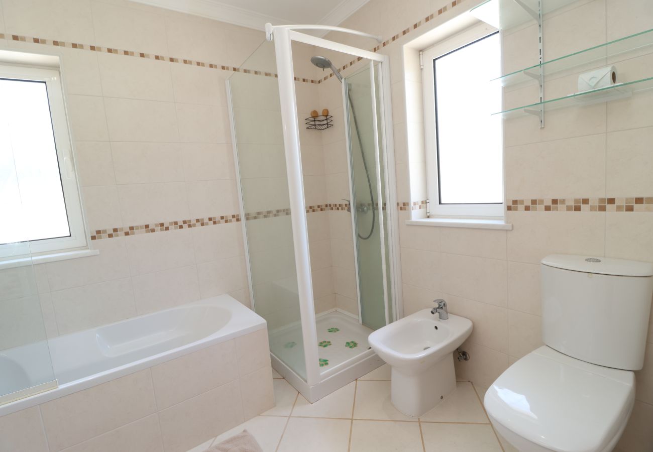Villa em Boliqueime - Villa Joia - Moradia V3 com Piscina em Boliqueime - Algarve
