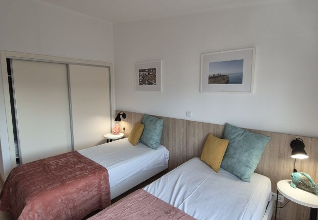 Apartamento em Albufeira -  Apartamento T2 com Vista Mar e Piscina na Praia de São Rafael - Albufeira Apartamento em Albufeira -  Apartamento T2 com Vista Mar e Piscina na Praia de São Rafael - Albufeira