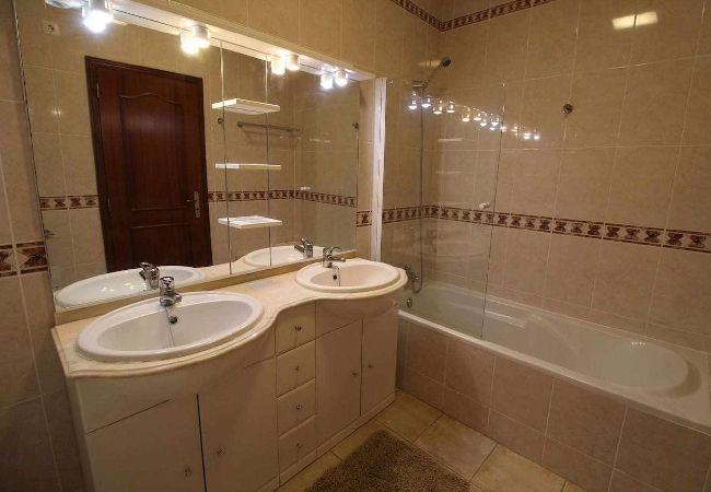 Apartment in Albufeira - 2 Bedroom Apartment at Castelo Beach - Albufeira Apartment in Albufeira - 2 Bedroom Apartment at Castelo Beach - Albufeira