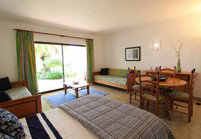 Studio in Albufeira - Studio Apartment with Swimming Pool at São Rafael Beach - Albufeira Studio in Albufeira - Studio Apartment with Swimming Pool at São Rafael Beach - Albufeira