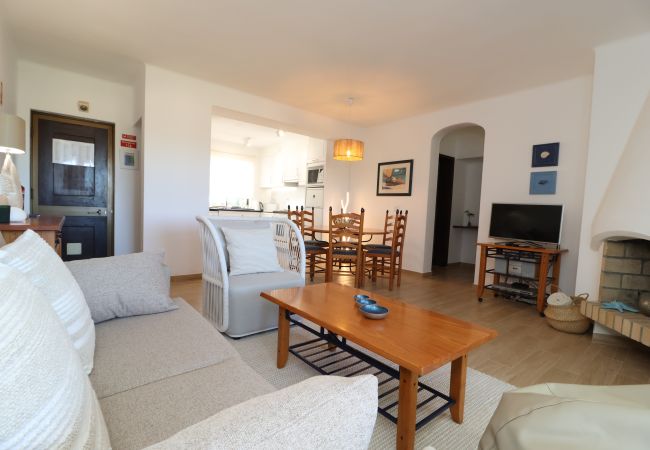 Apartment in Albufeira - 2 Bedroom Apartment with Swimming pool at São Rafael Beach - Albufeira  Apartment in Albufeira - 2 Bedroom Apartment with Swimming pool at São Rafael Beach - Albufeira
