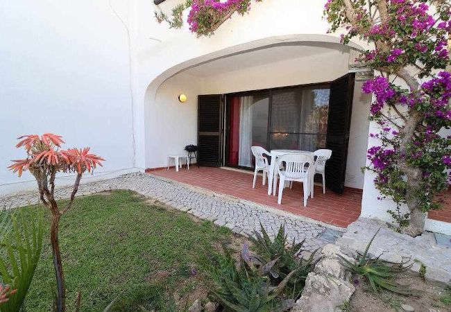 Studio in Albufeira - Studio Apartment with Swimming pool at São Rafael Beach - Albufeira Studio in Albufeira - Studio Apartment with Swimming pool at São Rafael Beach - Albufeira
