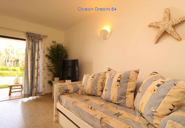 Apartment in Albufeira - 1 Bedroom Apartment with Swimming pool at São Rafael Beach - Albufeira Apartment in Albufeira - 1 Bedroom Apartment with Swimming pool at São Rafael Beach - Albufeira