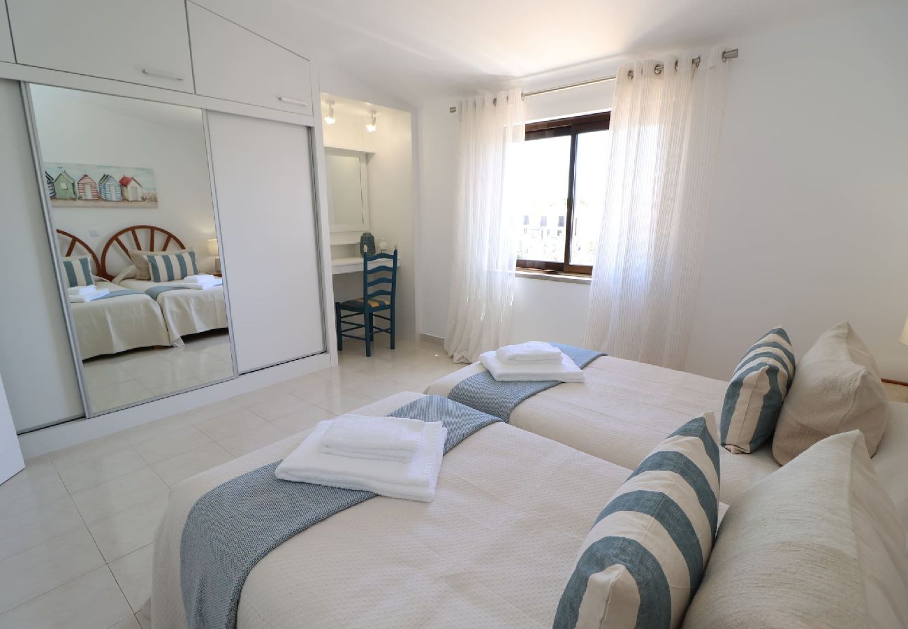 Apartment in Albufeira - 2 Bedroom Duplex Apartment with Swimming pool at São Rafael Beach - Albufeira