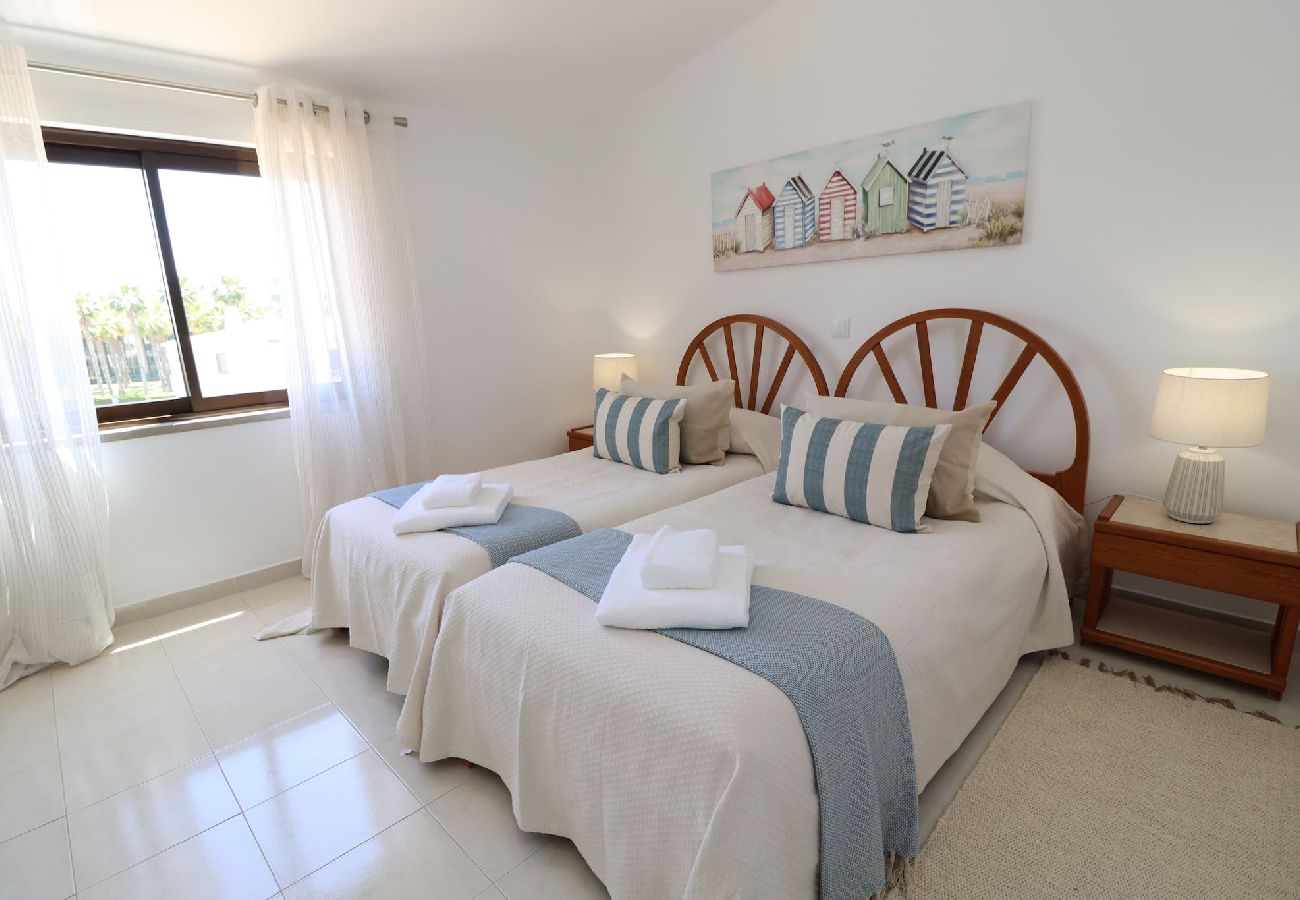 Apartment in Albufeira - 2 Bedroom Duplex Apartment with Swimming pool at São Rafael Beach - Albufeira