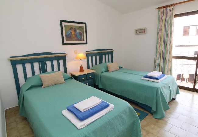 Apartment in Albufeira - 2 Bedroom Duplex Apartment with Swimming pool at São Rafael Beach - Albufeira Apartment in Albufeira - 2 Bedroom Duplex Apartment with Swimming pool at São Rafael Beach - Albufeira
