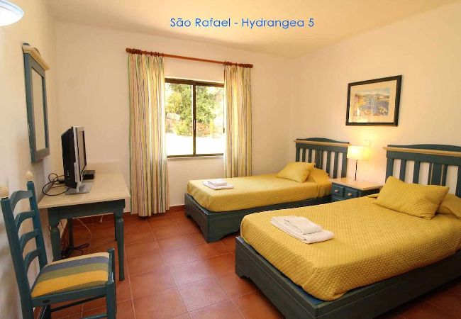Apartment in Albufeira - 2 Bedroom Apartment with Swimming pool at São Rafael Beach - Albufeira Apartment in Albufeira - 2 Bedroom Apartment with Swimming pool at São Rafael Beach - Albufeira