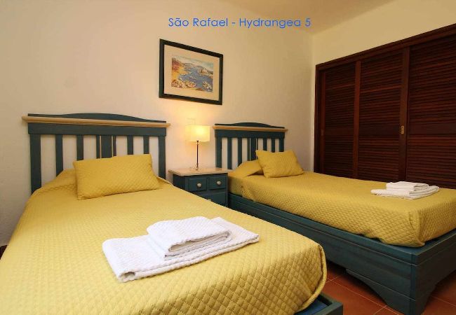 Apartment in Albufeira - 2 Bedroom Apartment with Swimming pool at São Rafael Beach - Albufeira Apartment in Albufeira - 2 Bedroom Apartment with Swimming pool at São Rafael Beach - Albufeira