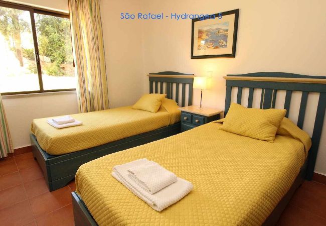 Apartment in Albufeira - 2 Bedroom Apartment with Swimming pool at São Rafael Beach - Albufeira Apartment in Albufeira - 2 Bedroom Apartment with Swimming pool at São Rafael Beach - Albufeira