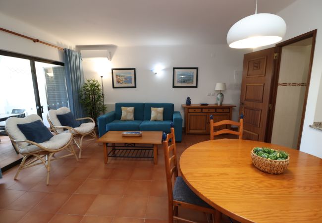 Apartment in Albufeira - 2 Bedroom Apartment with Swimming pool at São Rafael Beach - Albufeira