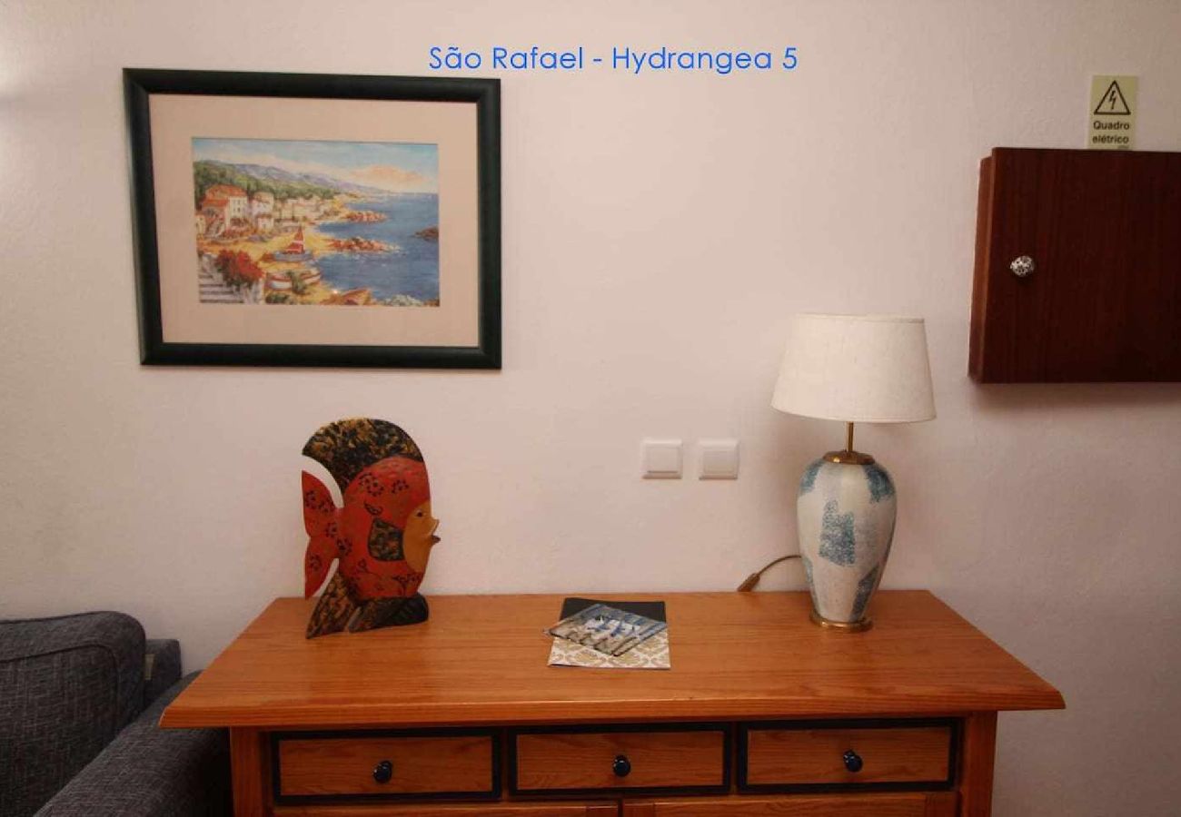 Apartment in Albufeira - 2 Bedroom Apartment with Swimming pool at São Rafael Beach - Albufeira