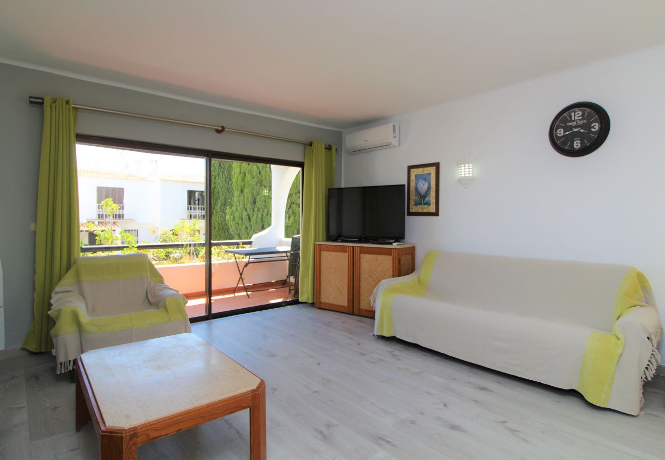 Apartment in Albufeira - 2 Bedroom Apartment with Swimming pool at São Rafael Beach - Albufeira