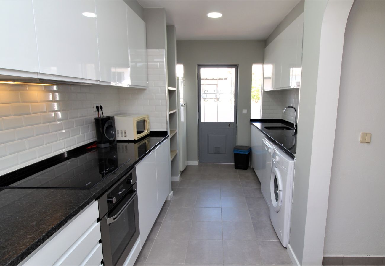 Apartment in Albufeira - 2 Bedroom Apartment with Swimming pool at São Rafael Beach - Albufeira