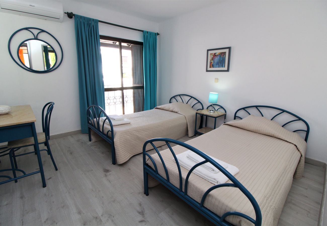 Apartment in Albufeira - 2 Bedroom Apartment with Swimming pool at São Rafael Beach - Albufeira