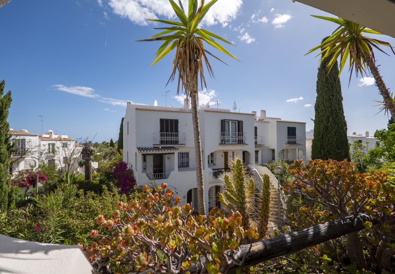 Apartment in Albufeira - 2 Bedroom Apartment with Swimming pool at São Rafael Beach - Albufeira