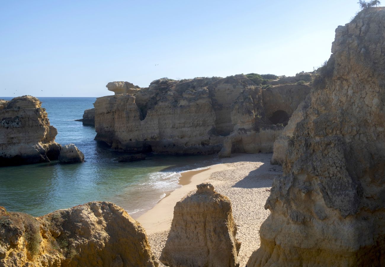 Apartment in Albufeira - 2 Bedroom Apartment with Swimming pool at São Rafael Beach - Albufeira