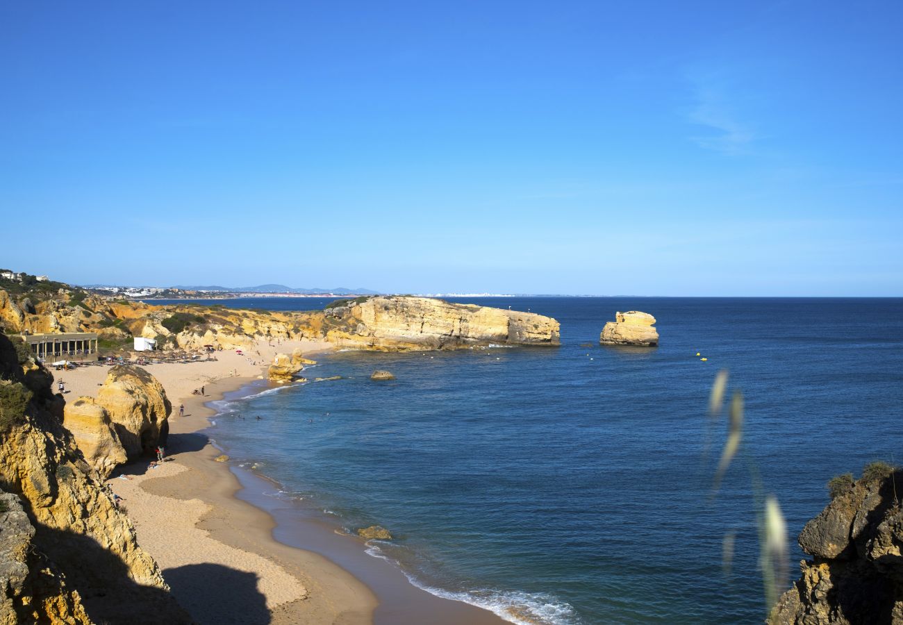 Apartment in Albufeira - 2 Bedroom Apartment with Swimming pool at São Rafael Beach - Albufeira
