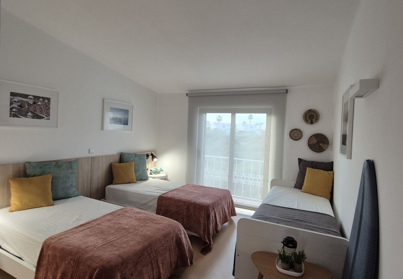 Apartment in Albufeira - 2 Bedroom Apartment with Sea Views and Swimming pool at São Rafael Beach - Albufeira