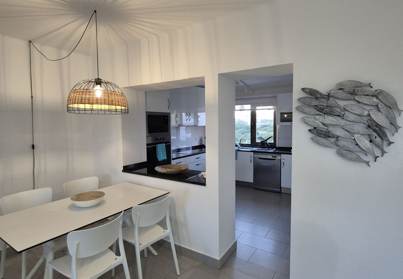 Apartment in Albufeira - 2 Bedroom Apartment with Sea Views and Swimming pool at São Rafael Beach - Albufeira